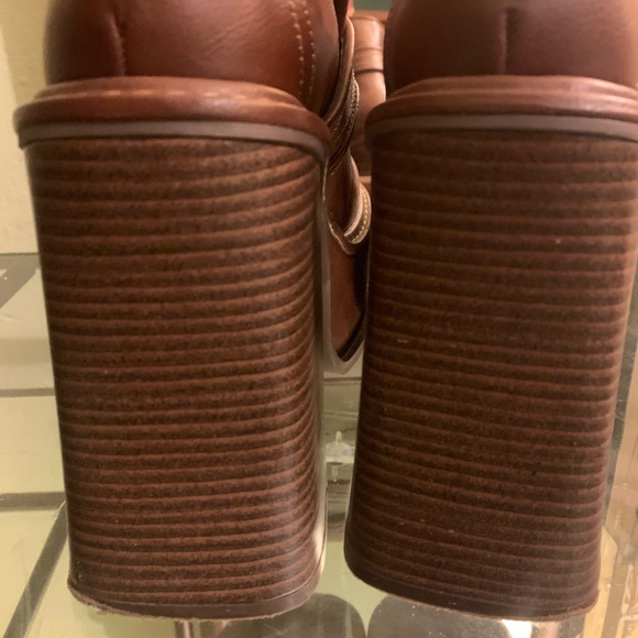 RARE doll Kills x Bratz platform shoes - Picture 4 of 12